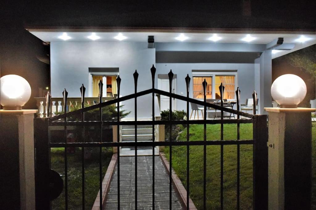 Deppy'S House Κοντά Στα Λουτρά Πόζαρ Leilighet Chrysi Eksteriør bilde