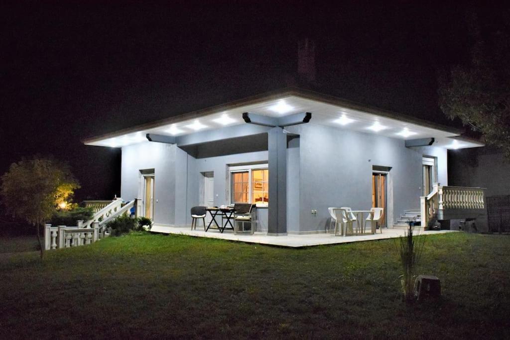 Deppy'S House Κοντά Στα Λουτρά Πόζαρ Leilighet Chrysi Eksteriør bilde