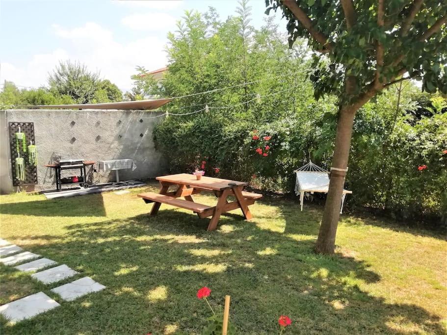 Deppy'S House Κοντά Στα Λουτρά Πόζαρ Leilighet Chrysi Eksteriør bilde